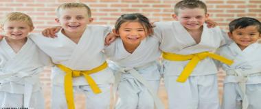 综合体育场地建设